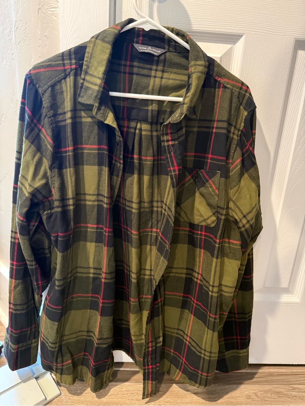 Alpine Design Green Plaid Flannel Shirt with Red Accents